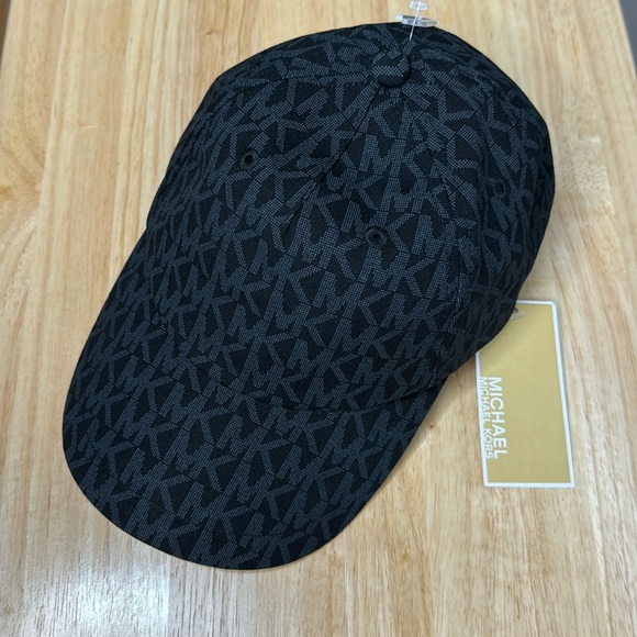 Michael Kors Accessories - Michael Kors Women’s Black Hat (NWT)